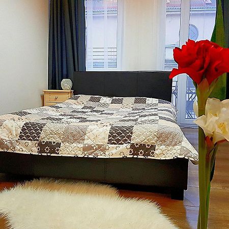 Dp Art 4 Old Town Self Check In Apartment Kaunas Luaran gambar