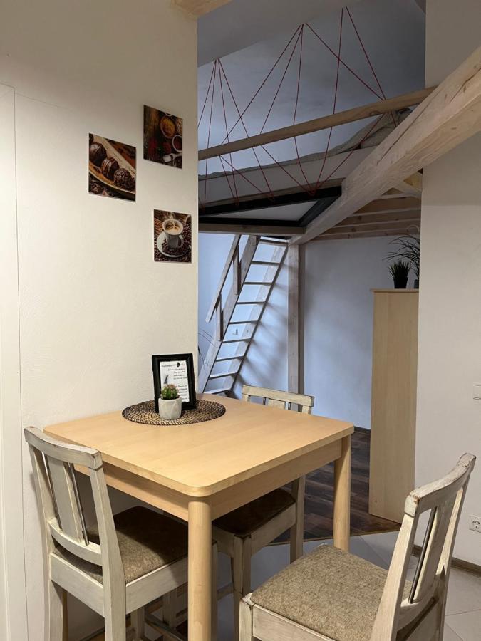 Dp Art 4 Old Town Self Check In Apartment Kaunas Luaran gambar